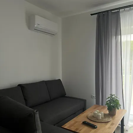 Wlostowicka Ostoja Apartament Pulawy Exterior photo